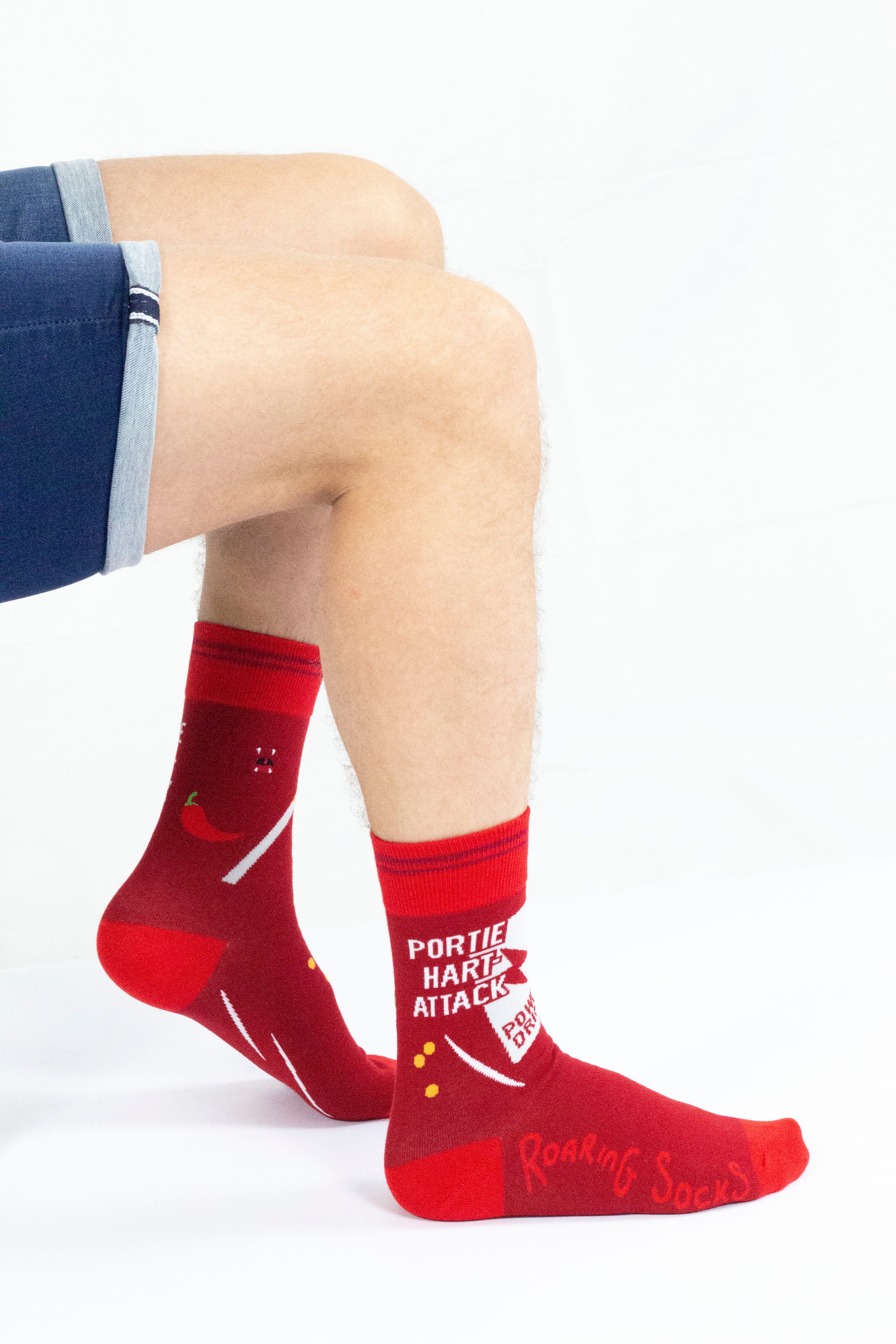 Roaring Socks - Sokken – Portie hartattack - Rood – Pillen energy drink drugs Hartaanval - Café - Katoen - Leuk - Grappig - Vrolijk - Fashion – Cadeau