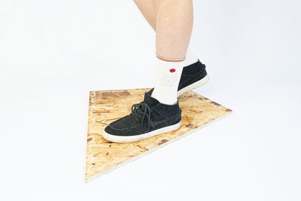 Roaring Socks – Sport Sokken - Zero fucks given - Beige - Katoen - Leuk - Grappig - Vrolijk - Fashion – Cadeau - Steun - Stevig